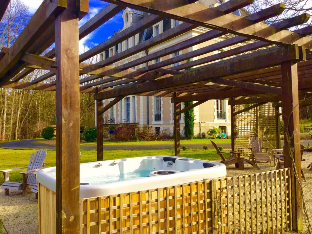 Chateau Des Essards Avec Piscine Et Jacuzzi Langeais Exterior foto